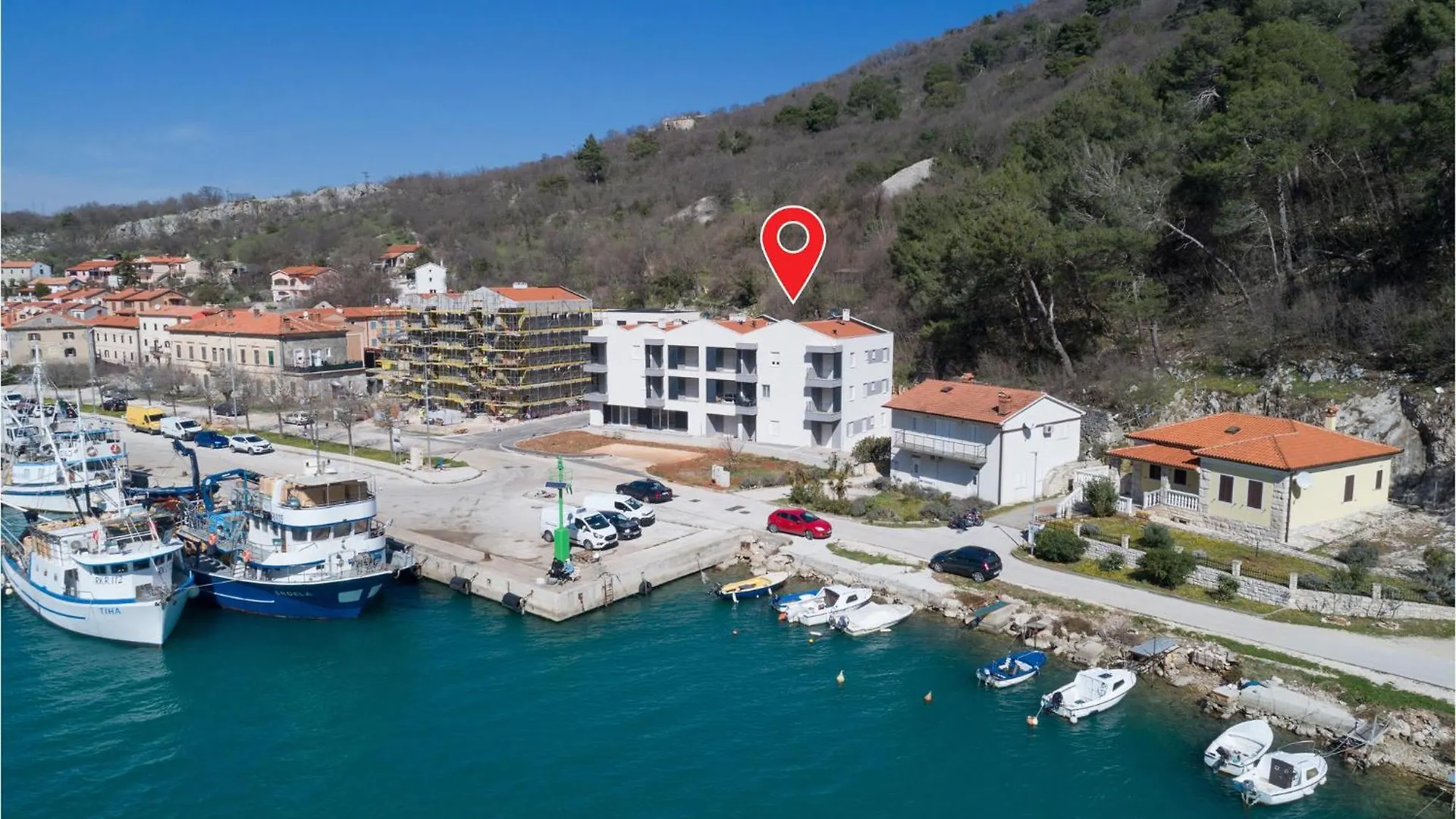 1 Bedroom Beautiful Apartment In Plomin Luka location